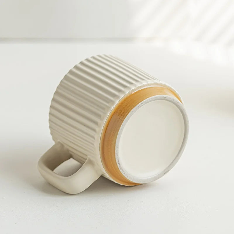 Handmade Retro Ceramic Cup for Girls Customisable Logo Spoon Hot Thermal Insulation DIY Stacking Cups for Coffee and Milk