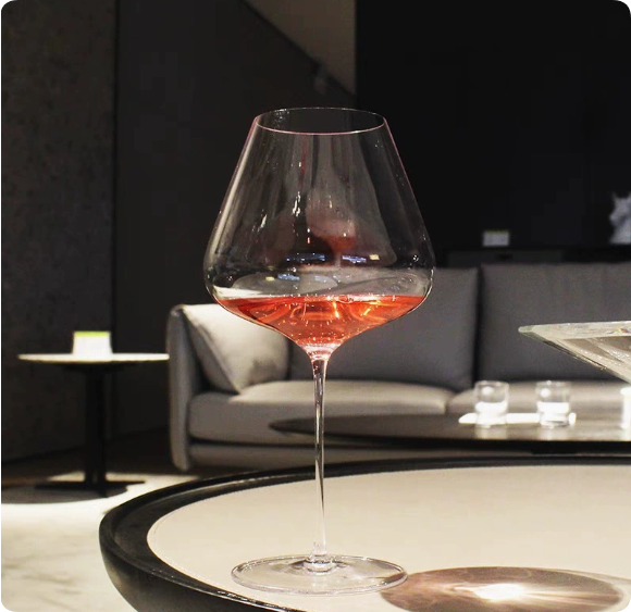 Luxury Crystal Red Wine Glass Set — Premium Stemware for Home Use, Ideal for Gifting — High-End Lead-Free Glassware with Decanter